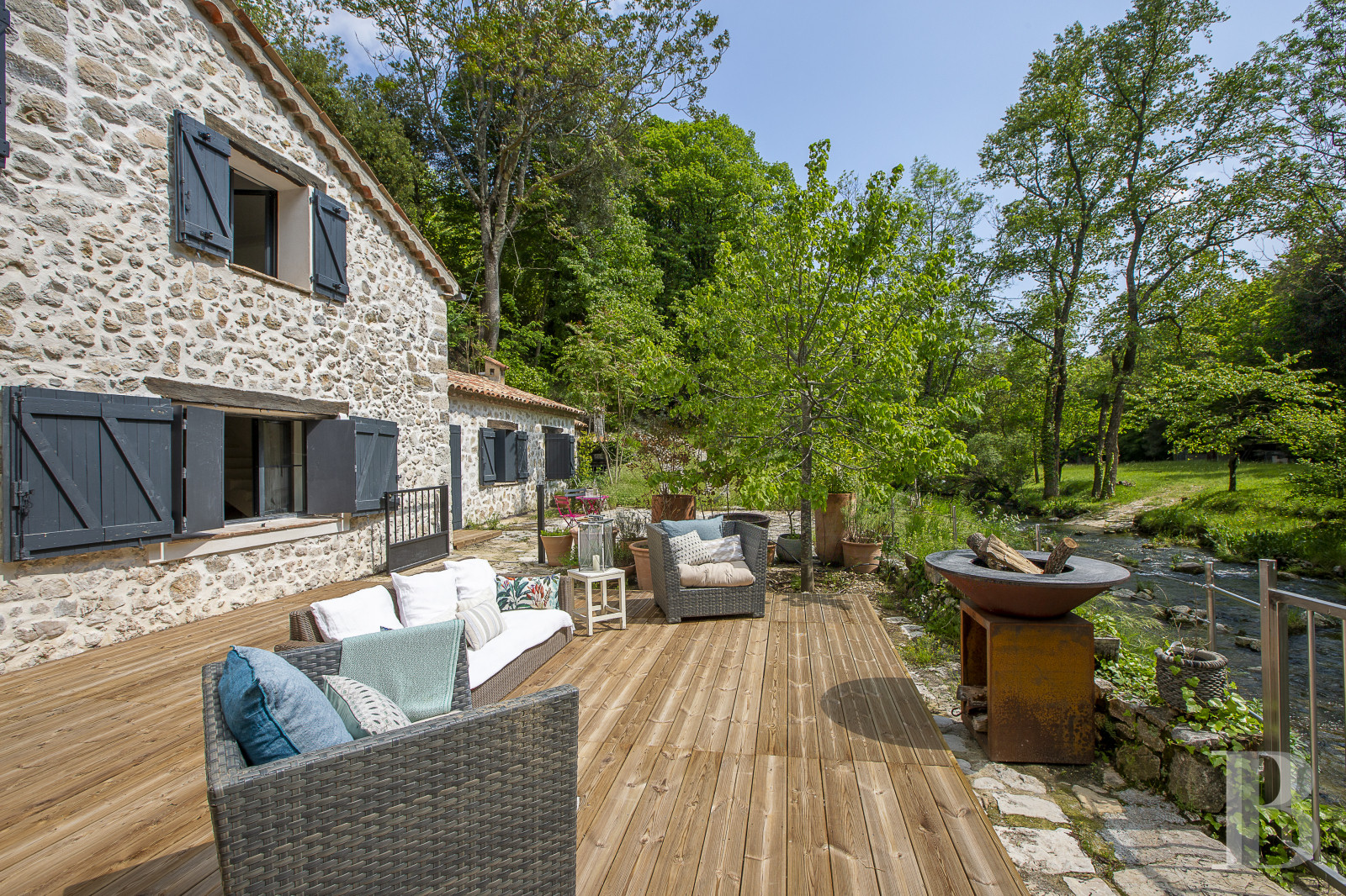 A former 19th-century water mill in the heart of nature north-west of Grasse in Alpes-Maritimes - photo  n°7